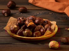 3 truques simples para descascar castanhas sem complicação