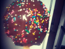 Maçã do amor de chocolate