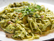 O "molho chique" que está deixando a massa simples com cara de restaurante italiano: incrivelmente cremoso sem creme de leite