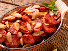 A linguiça calabresa faz mal para a saúde? Descubra de uma vez por todas se pode consumi-la