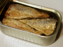 Nutricionistas espanhóis concordam: "Consumir sardinhas enlatadas 2 ou 3 vezes por semana é recomendado para uma dieta saudável, além de ser uma opção prática para quando você não tiver tempo para cozinhar."