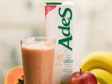 Vitamina de frutas com Ades
