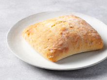 Nem pão de forma, nem francês: essa ciabatta sem sovar com apenas 5 ingredientes é minha receita de pão predileta para fazer em casa