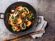 Panela WOK: tudo o que você precisa saber sobre este acessório culinário