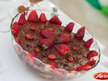 Sobremesa de Doce de Leite com Morangos - Áurea