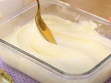 Recheio mousse de leite ninho SUPER cremoso: apenas 3 ingredientes e não vai ao fogo