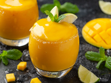 Diga adeus a limonada de sempre: prove agora essa versão conhecida como limonada alemã, é a cara do verão e muito gostosa!