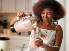 5 vitaminas diferentes e cheias de nutrientes para começar o dia de forma leve e saudável