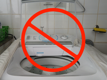 Veja por que você nunca deve deixar a porta da máquina de lavar aberta quando não estiver lavando