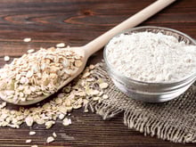 Benefícios e malefícios da aveia: saiba por que comer o cereal todas as manhãs, quanto consumir e cuidados no consumo