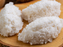 Cocada de coco tradicional com açúcar e sem leite condensado