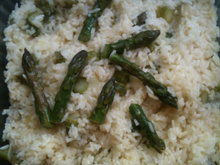 Risoto de aspargos frescos com gorgonzola