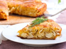 Torta de frango e palmito com requeijão 