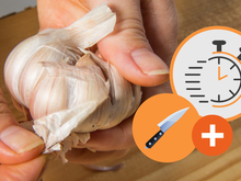 Chega de sofrer pra descascar alho: você só precisa de 2 segundos e uma faca com esse truque muito simples