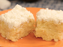 Bolo de coco toalha felpuda: receita do clássico gelado queridinho dos brasileiros é muito fácil de fazer