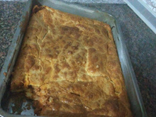 Torta de sardinha com alho negro