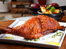 Como pururucar pernil: aprenda segredo de chef para a pele do porco ficar bem crocante