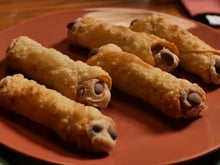 Cannoli de massa de pastel