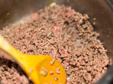 Nem pimenta-do-reino, nem cominho: este tempero aromático realça o sabor da carne moída dez vezes mais