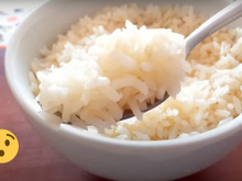 O segredo de como descongelar o arroz cozido para que fique soltinho e fresco