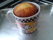 Bolo de caneca de forno