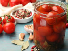 Teresa Nadal, cozinheira: "Os melhores tomates em conserva são feitos em casa em 20 minutos com sal marinho, mas o segredo é escorrer bem os tomates à mão antes de colocá-los no frasco."