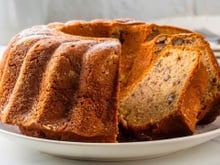 Bolo de maçã com canela e aveia fofinho de liquidificador para fazer no forno ou na airfryer