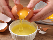 Como os ovos afetam a sua receita de biscoito: entenda impacto da proporção de gemas e claras na massa e salve seus cookies!