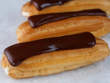 Da França para sua mesa: como fazer receita de minibomba com recheio de creme que é uma explosão de sabor