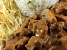 Strogonoff de Carne Simples