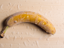 Meu lanche da tarde mudou depois que eu vi no TudoGostoso a dica de congelar a banana inteira