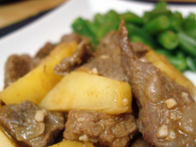 Carne com batatas