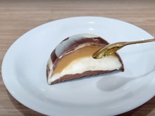 Ovo de Páscoa caseiro barato e delicioso: custa R$ 11 e tem um delicioso recheio de doce de leite com creme de leite