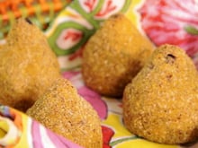 Coxinha de batata-doce: receita para não sair da dieta
