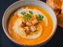 Nem caldo verde, nem sopa de ervilha: esse caldo de abóbora cremoso e cheio de nutrientes é a receita de ouro da minha avó