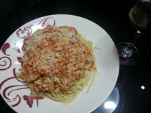 Linguine prático ao molho de tomate e ricota