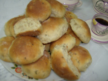 Pãezinhos de Cebola e Cebolinha