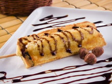 Crepe no palito (crepe suíço)