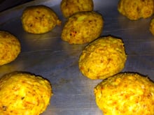 Bolinho de batata doce com atum