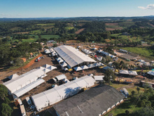 ExpoCaçador90 em SC reúne rodeio, parque de diversões, shows gratuitos de Ana Castela, Capital Inicial e mais!