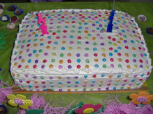 Bolo de aniversário colorido