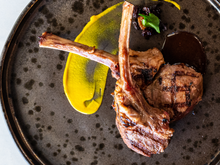 Carneiro ao molho de mostarda