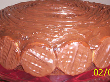 Bolo com recheio de chocolate branco