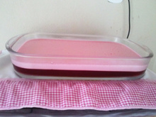 Gelatina cremosa com creme de leite