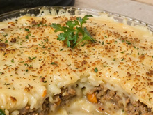 Nem lasanha, nem escondidinho: travessa de carne moída deliciosa e que serve toda a família