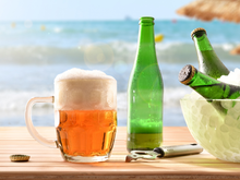 Vai para a praia nas férias? Leve hoje mesmo este cooler e tenha sempre bebida gelada em mãos