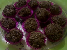 Brigaeiro de biscoito maizena chocolate