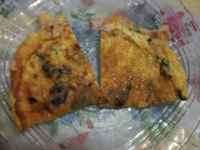 Omelete com queijo e presunto