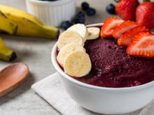 Açaí em pó é a mesma coisa? Conheça os benefícios dessa forma de consumir a fruta!