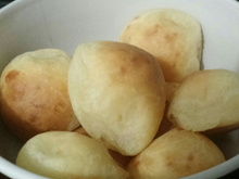 Pão de queijo super simples, macio e "puxento"